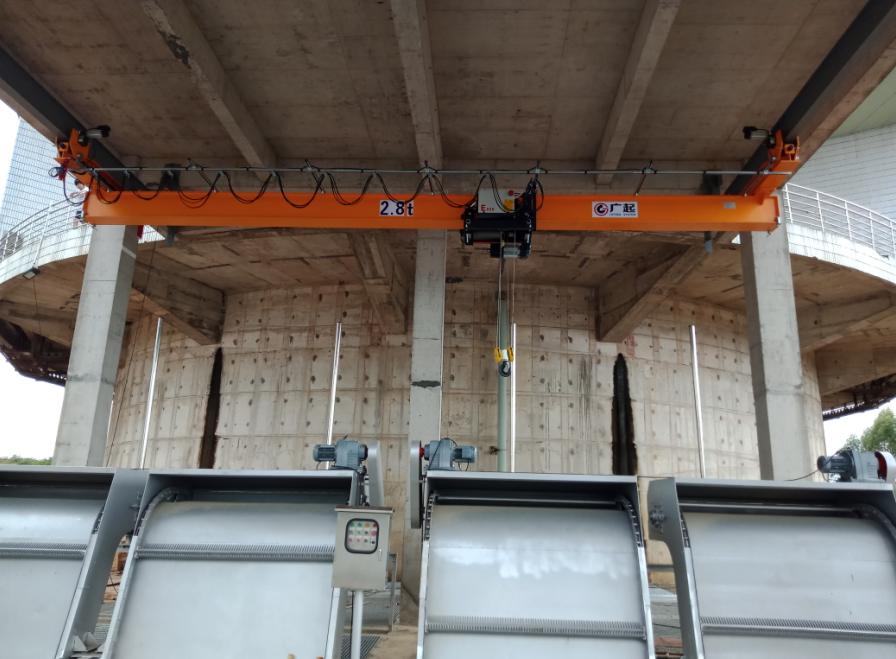 安装惠城区水贝水厂悬挂式起重机LX2.8t项目